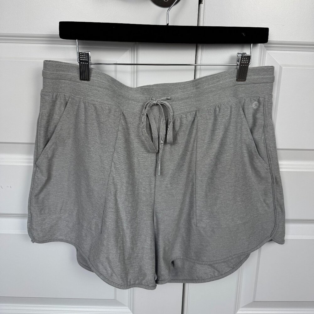 Danskin Athleisure Short | Grey | Size L